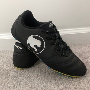 Procat Soccer cleats sz 4 youth